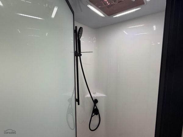 2025 Design RV CRX V7 216R image