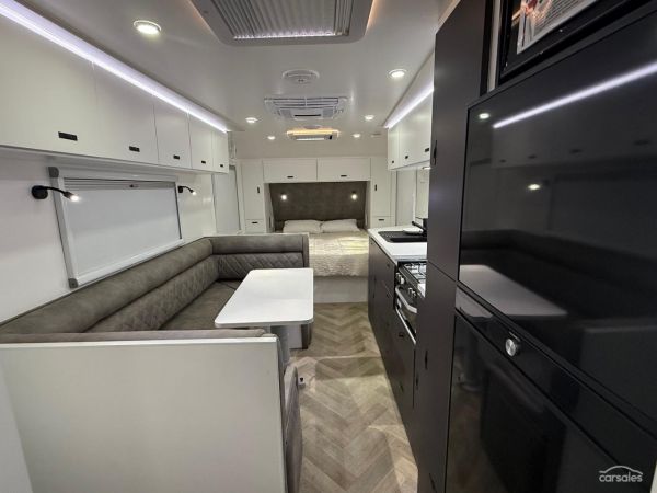 2025 Design RV CRX V7 216R image