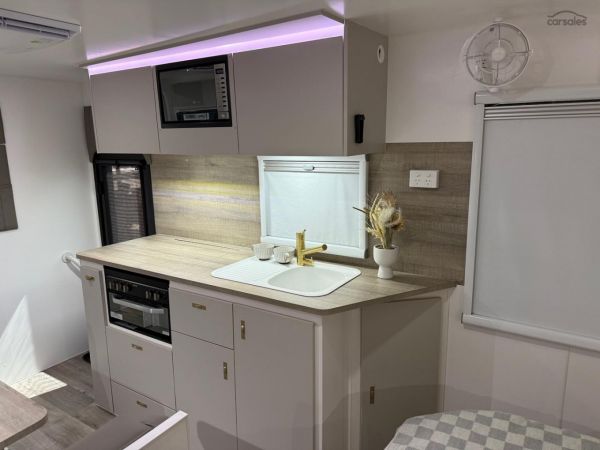 2025 Design RV Odyssey V1-1 image