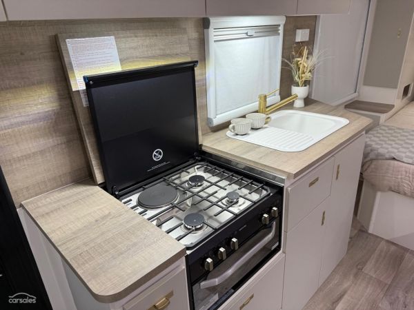 2025 Design RV Odyssey V1-1 image