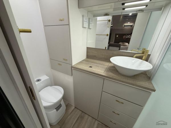 2025 Design RV Odyssey V1-1 image