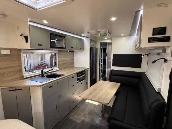 2025 Design RV CRX FORERUNNER F2-6 image