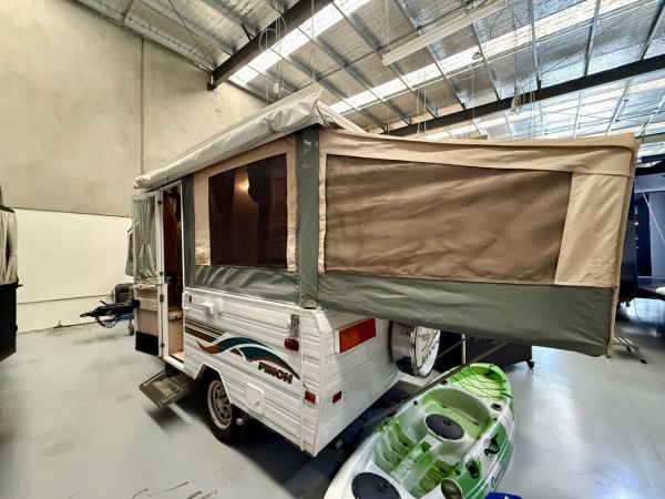 2000 Jayco FINCH Camper Trailer image