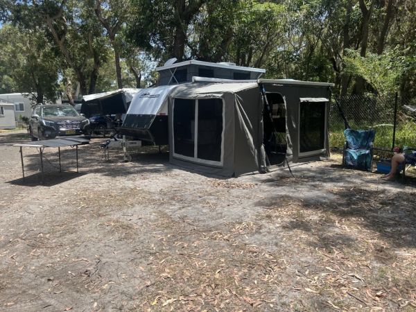 2022 Altitude Ascent 13X Hybrid Caravan image