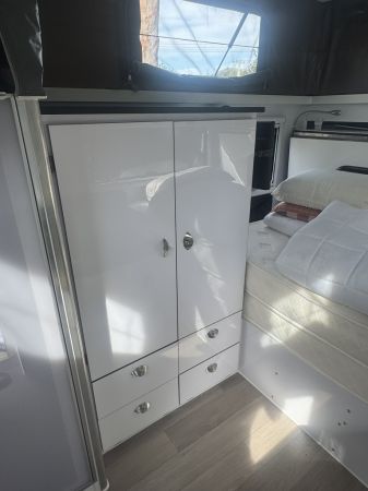 2022 Altitude Ascent 13X Hybrid Caravan image