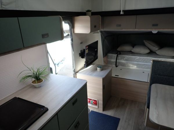 2025 Jayco Expanda Pop Top 17.56-2.OB.EX-MY25 image