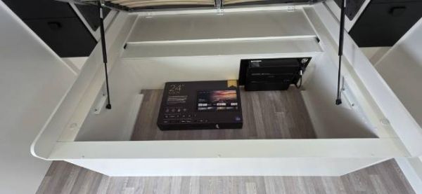 2025 Traveller Cruise 20' 3 Bunks Caravan OZ BUILT image