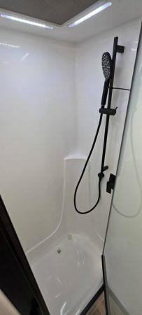 2025 Traveller Cruise 20' 3 Bunks Caravan OZ BUILT image