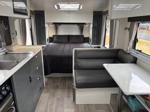 MUST GO 2018 Majestic Knight Sle Caravan with FULL Annex - NEGOTIABLE image