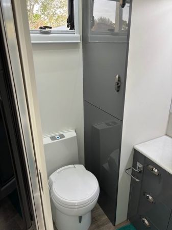 MUST GO 2018 Majestic Knight Sle Caravan with FULL Annex - NEGOTIABLE image