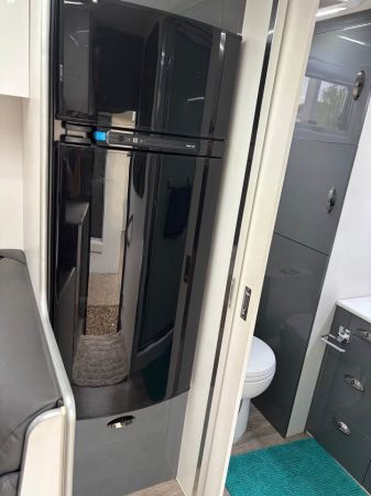 MUST GO 2018 Majestic Knight Sle Caravan with FULL Annex - NEGOTIABLE image