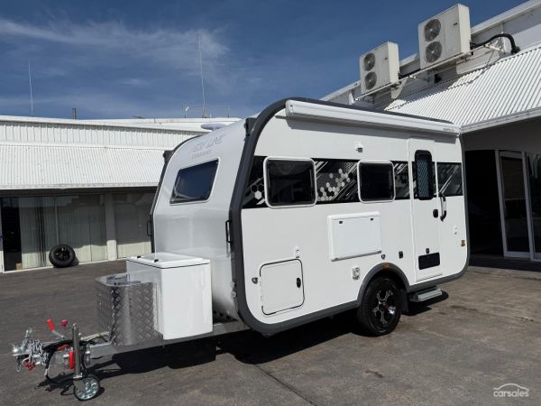 2025 New Line Caravans Starlite 12 image