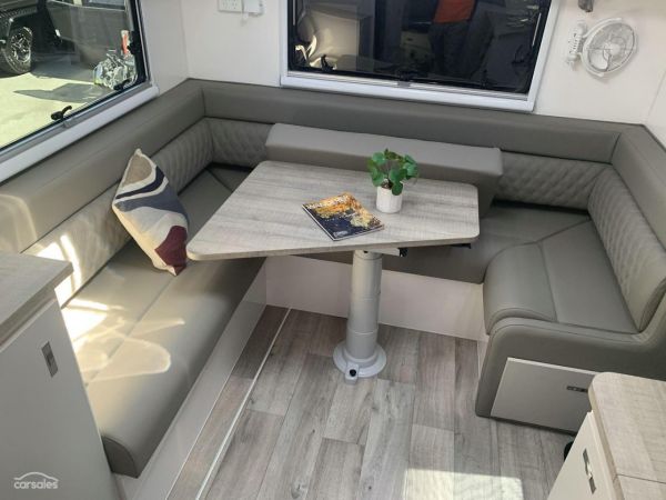 2025 Essential Caravans Cruiser V10 22'10' image