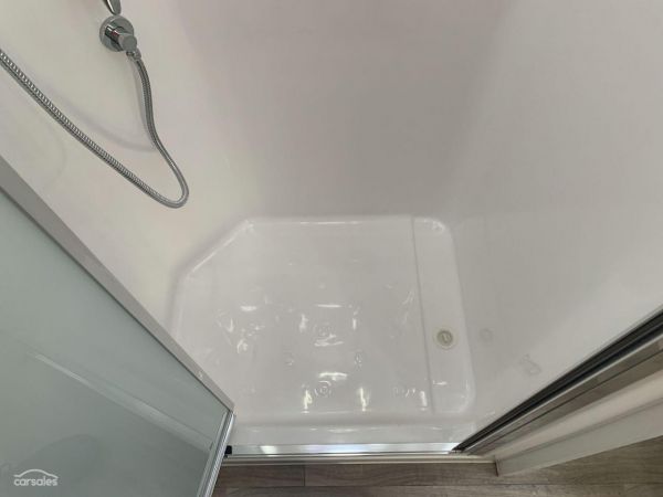 2025 Essential Caravans Cruiser V10 22'10' image