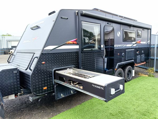 2023 Supreme Territory Off Road Caravan image