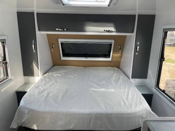 2025 Snowy River Src22F 3 B Off Road Caravan image