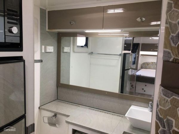 2018 Millard Toura image