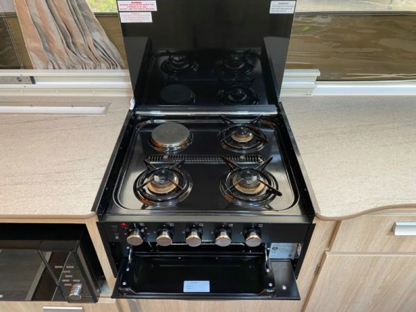 2017 Jayco Flamingo Outback Camper Trailer Flamingo image