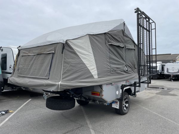 2019 Blue Tongue Campers Overland XD Series II Camper Trailer image