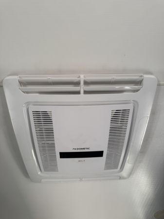 2015 Magestic Knight Caravan image