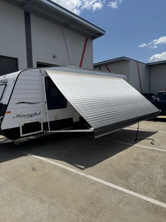 2015 Magestic Knight Caravan image