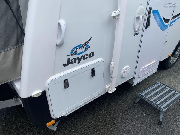 2018 Jayco Expanda 17.58 image