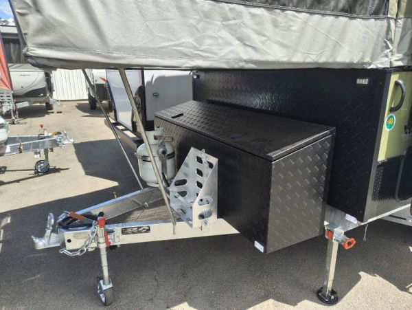 2025 Jayco Lark Camper Trailer OB.CP-MY25 image