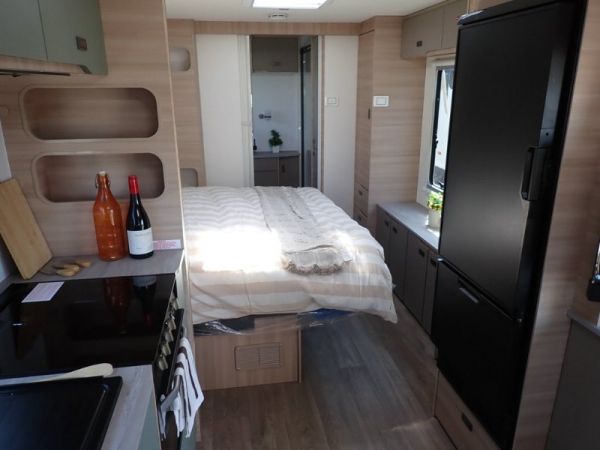2025 Jayco Discovery Caravan 21.66-3.DY-MY25 image