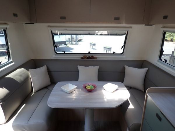 2025 Jayco Discovery Caravan 21.66-3.DY-MY25 image