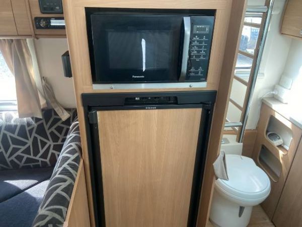 2015 Jayco Journey Outback Pop Top 17.55-8 OB image