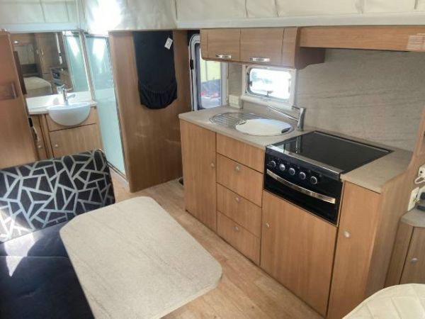 2015 Jayco Journey Outback Pop Top 17.55-8 OB image