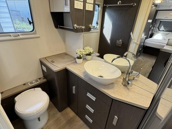 2019 Jayco Journey Caravan image