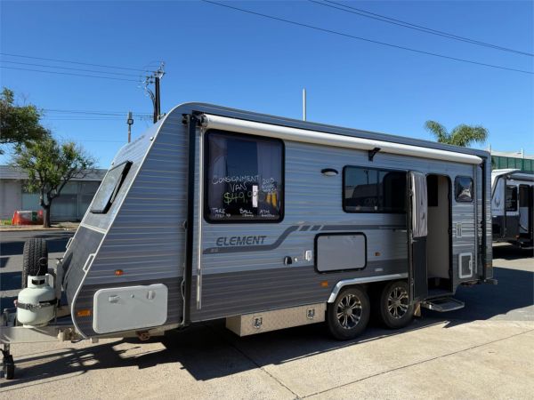 2015 COROMAL ELEMENT B612S CARAVAN 20ft x 8ft image