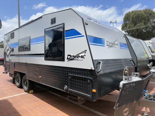 2021 Masterpiece DYNAMIC Caravan image