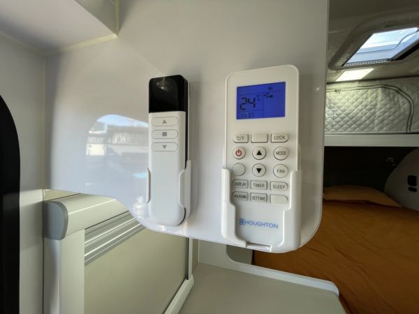 2025 Snowy River Caravans SRH-13 Hybrid image