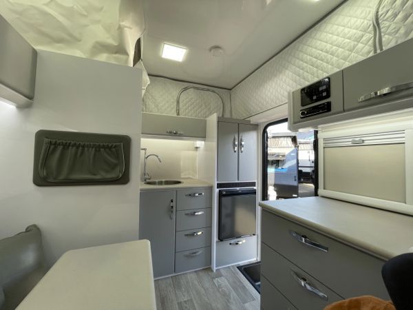 2025 Snowy River Caravans SRH-13 Hybrid image