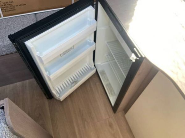 2025 Jayco Lark Camper Trailer OB.CP-MY25 image