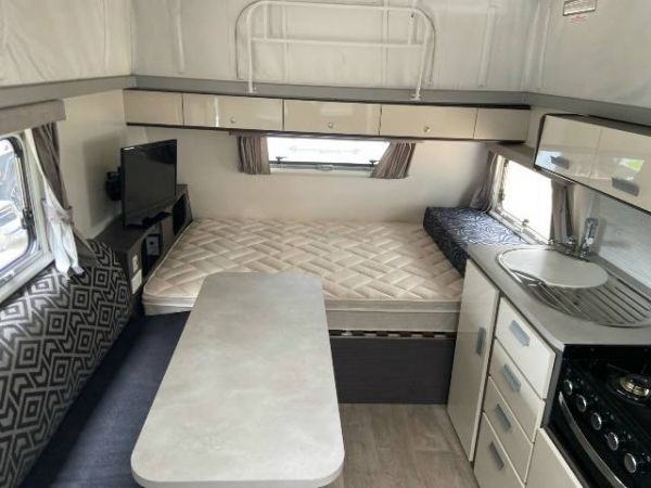 2019 Jayco Journey Outback Pop Top 15.48-6 OB image
