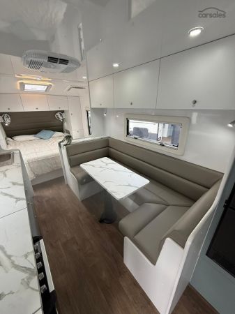 2025 Dreamhaven 20Series Super X image