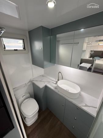 2025 Dreamhaven 20Series Super X image