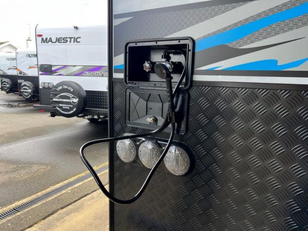 2025 Majestic Knight SLE 19'6 Caravan image