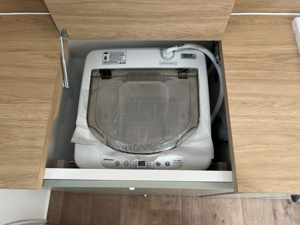 2025 Olympic Marathon 18'6 Caravan image