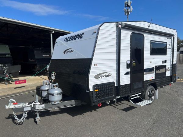 2025 Olympic Sprinter 14'6 Caravan image