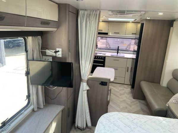 2021 Jayco Silverline Caravan 21.65-4.SL-MY21 image