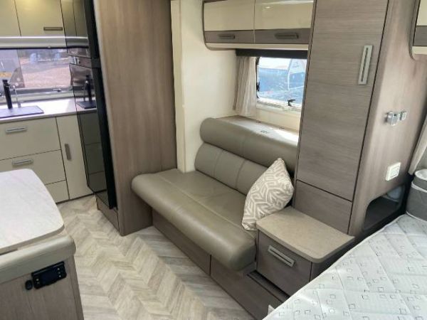 2021 Jayco Silverline Caravan 21.65-4.SL-MY21 image