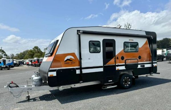 2025 Snowy River Src18 My26 Caravan CAFE SEATING image