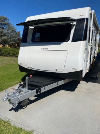 2016 Jayco Silverline 21.65-3 My18 Full Caravan image