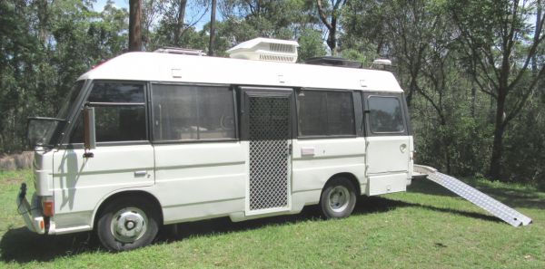 1989 Mazda T3500 Motorhome image