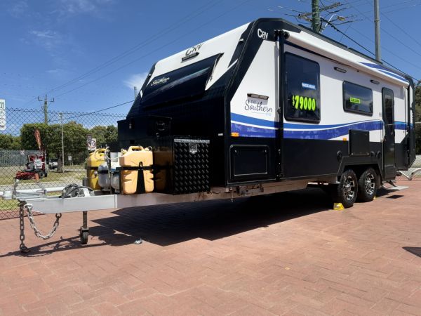 2021 CRV Cameron RV The Southern End Caravan image