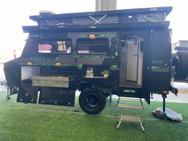 2025 Arctic Campers Glacier 14 Caravan image